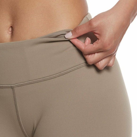 ALO Tan Leggings with Lattice Detail - Picture 6 of 10